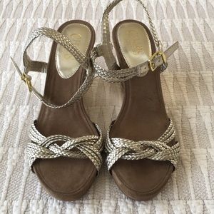 Metallic Wedges